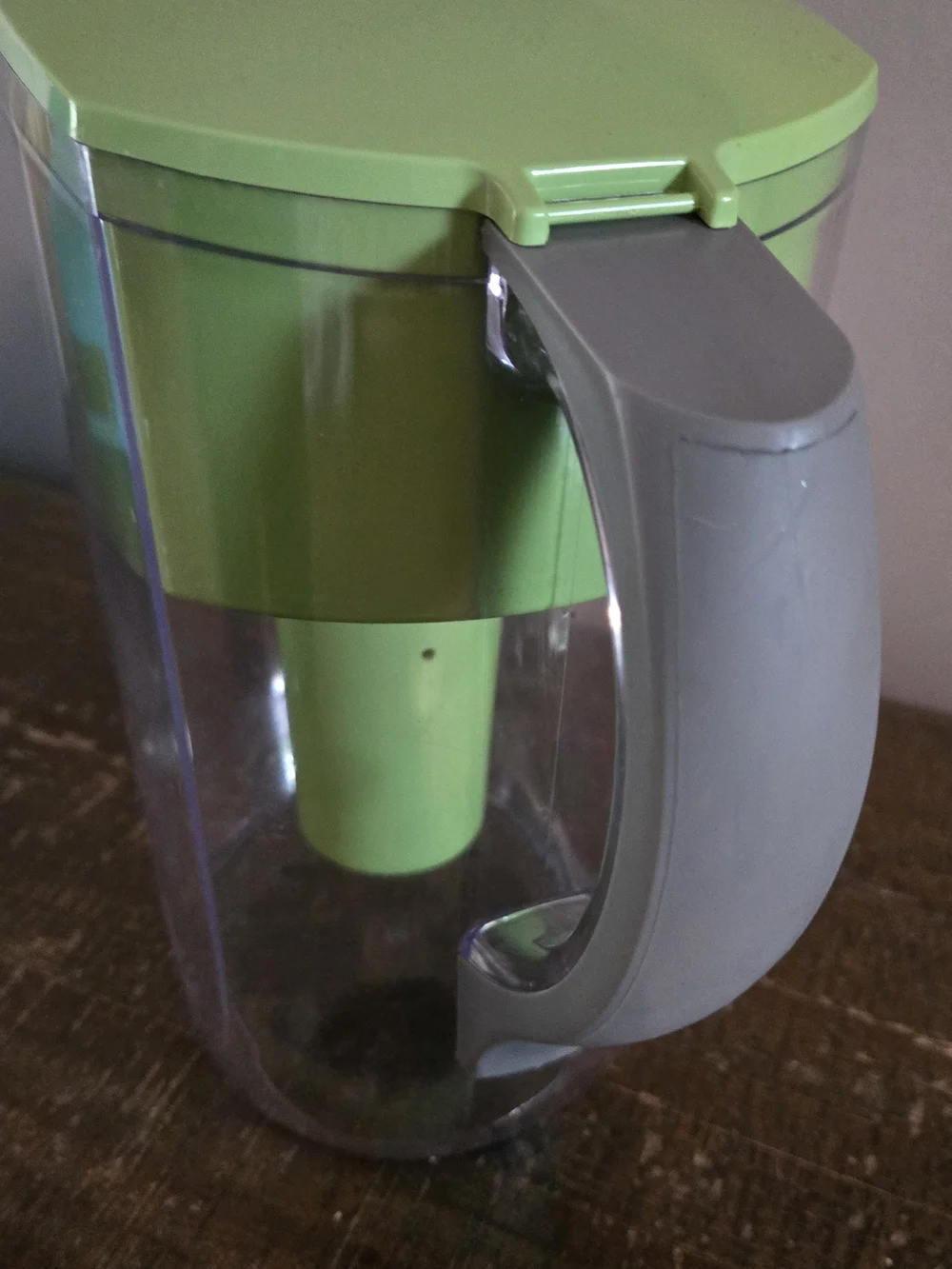 Brita Grand 10-Cup Water Filter Pitcher Lime Green OB36/OB03 Filter Indicator